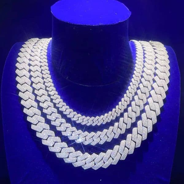 Hip Hop Jewelry 26MM 18K Gold Plated Iced Out Moissanite VVS Diamond 925 Sterling Silver Cuban Link Chain Necklace for Men