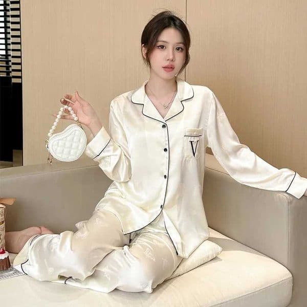 Womens Ice Silk Long-Sleeve Shirt and Full-Length Bottom Pajama Set Soft Warm Loungewear N260311