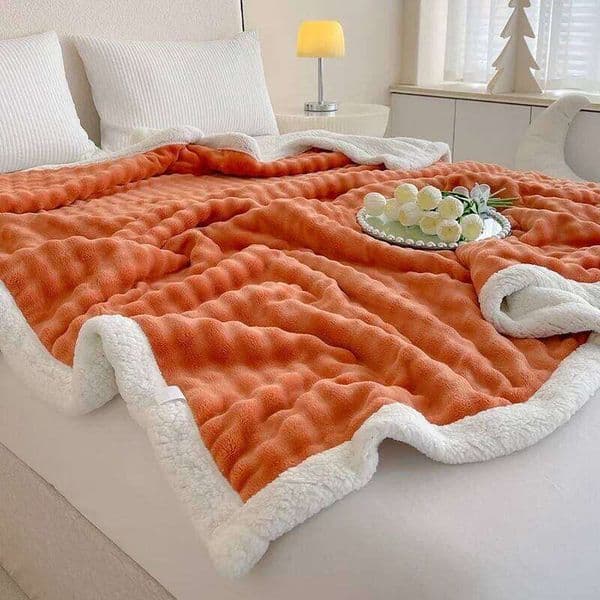 Thick Blankets Coral Fleece Plush Bedsheet Small Square Pattern Solid Color Fluffy Imitation Rabbit Lamb Wool Blanket S26