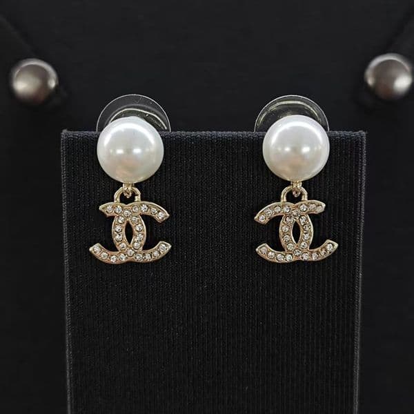 Designer jewelry cc earrings women 26C color rhinestone pendant pearl earrings for women elegant earrings hoop earring