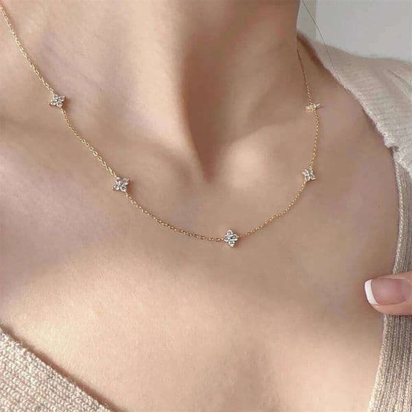 Fashion Cubic Zirconia Petal Flower Stainless Steel Wee Chain Necklace for Women Pendant Jewelry Gifts H260311