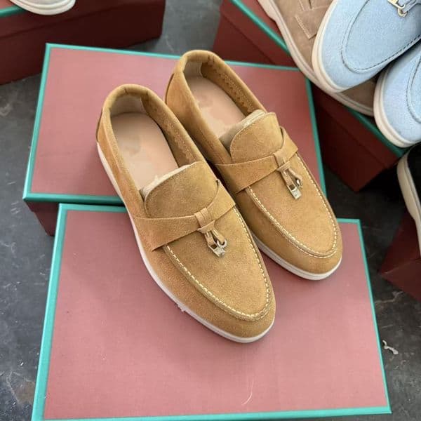 2026 Women's Leather Shoes, Cashmere Coat, High-Quality Deer Skin, Precious Metal Buttons, Heel Shoes, Buttoned, Round Toe, Flat Shoes, LeRonnis, PiAnli, PiAnloyi, LeRonnis
