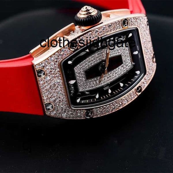 Luxury Men Watches 07-01 Series Women's Watches Collection New Snowflake Diamond 18k Rose Gold SVXM