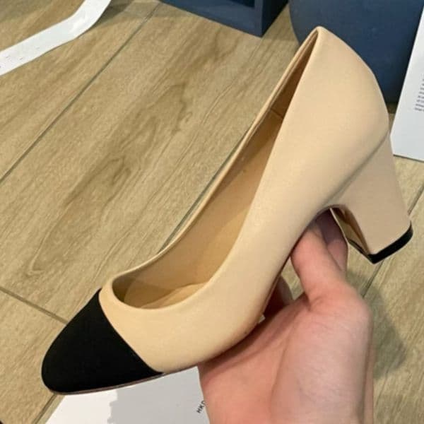2026 new model Designer Shoes C Women s Sandals Leather Color blocked Flat Bottom Thick Heel Strap Mary Jane Women s Shoes Designer Slippers