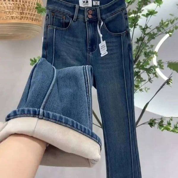Women's Winter 2025 New Style Flared Pants Retro Blue Thickened Fleece Lined High Waist Jeans for Petites Z260313