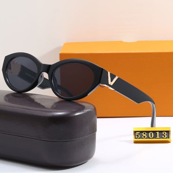 Vintage Design Sunglasses for Women Luxury Classic Frame Fashion Glasses UV400 Eye Protection Eyewear Sun Shade