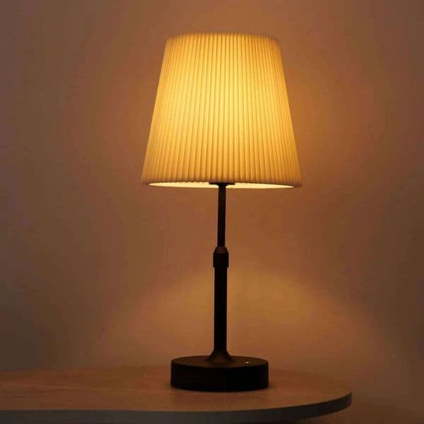 Metal table lamp with adjustable height PortableWirelessTouch Desktop Night Light for Restaurant Hotel Bar Bedroom Readinglamp 26Y0313