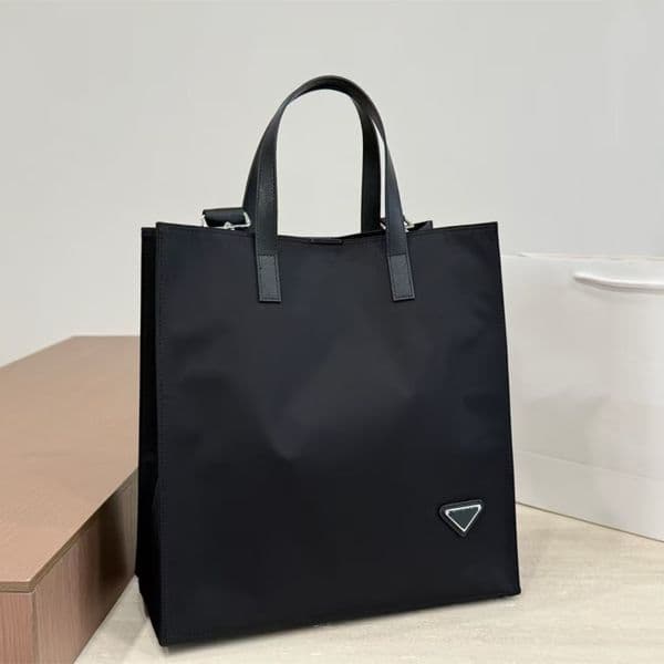 26ss tote Bag Luxury designer bag 790women handbag shoulder bag nylon Wallet Large Capacity Crossbody Bag shopping bag