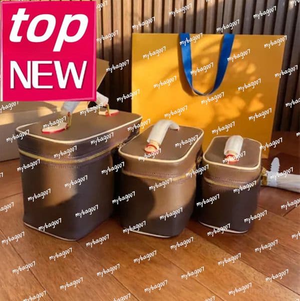 Women Designer Bag Luxury Cosmetic Female Portable Pouch With Shoulder Strap Brown Leather Crossbody Bags Beauty Box Purse purses wallet tote mens beach saddle 14