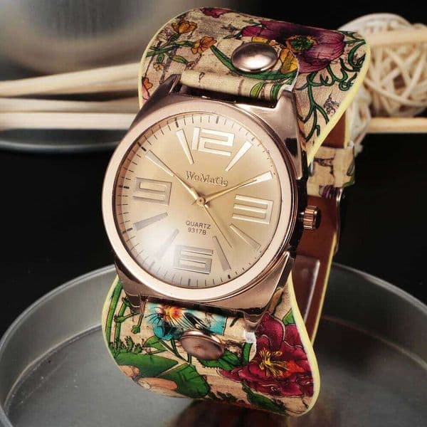 2020 Bohemian Style Women Ladies Dress Watches Oversize Analog Quartz Watch Geneva dames horloges WOMGAE