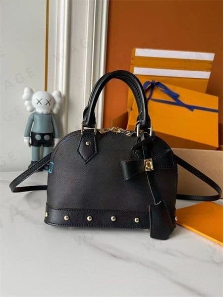 2026 White Tri-Color Genuine Leather Shell Shoulder High quality Crossbody Bag, Bow Letter Versatile Women's Purse Everyday Tote Bag, Casual Unique Style-2