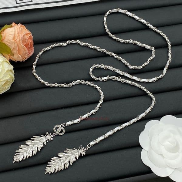 cc jewerly designer channels feather double C white for women luxury necklace