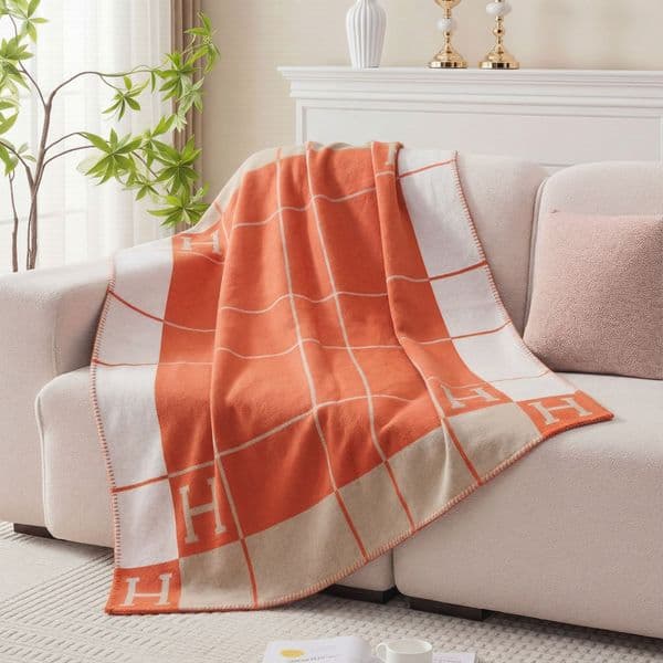 Letter Cashmere Designer Blanket Soft Woolen Scarf Shawl Portable Warmth Thickening Plaid Sofa Bed Fleece Knitted blanket