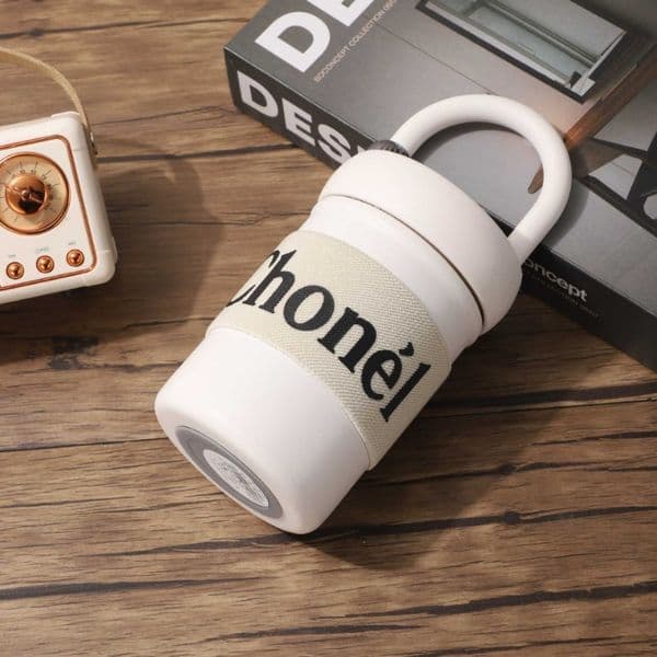 Elegant Single Serve Reusable Coffee Container Made of Durable Metal Material Perfect For Commuters & Outdoorsmen