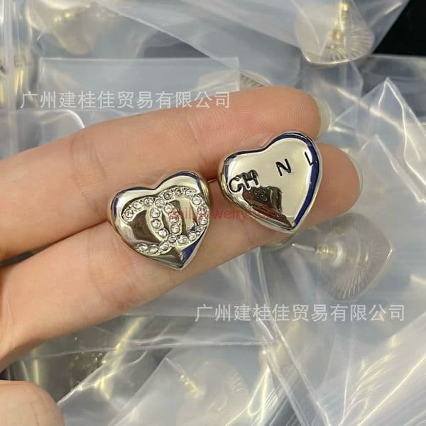 cc earring jewerly designer for women Glossy Asymmetric Heart Earrings for Women channels earrings