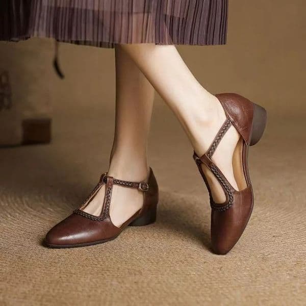 Womens Textured T-Strap Flat Sandals - Adjustable Ankle Buckle with Woven Detail for Casual Formal Occasions 260313