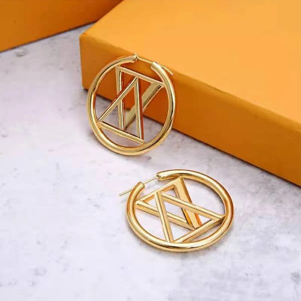 Letter Design Earrings Big Circle Simple New Fashion Stud Womens Hoop Earring for Woman High Quality 2 Color with Box