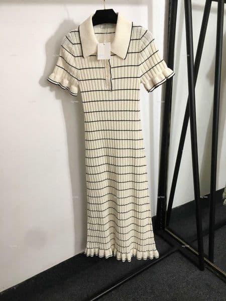 Top lapel women dress Autumn lady dresses women designer clothes Slim striped short sleeved knitted skirt A1159X01N036