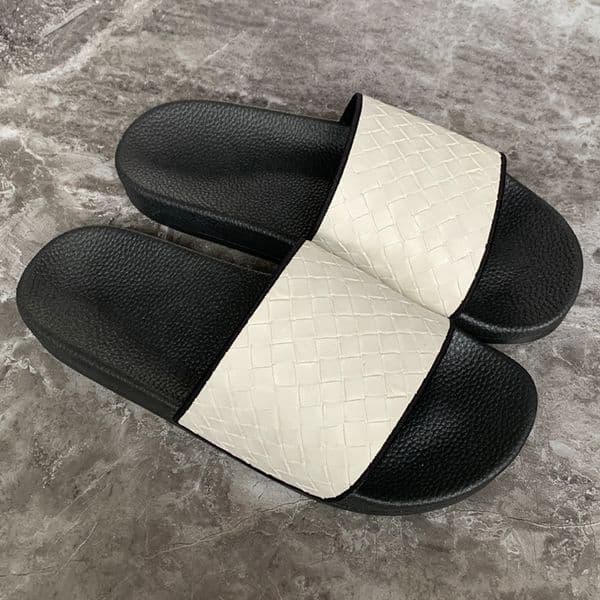 Luxury Fashion Slippers 2026 Men's Woven Slides, Summer Outdoor Casual Flip Flops, European style Anti-Slip Soft Sole Beach Slippers Size 36-45