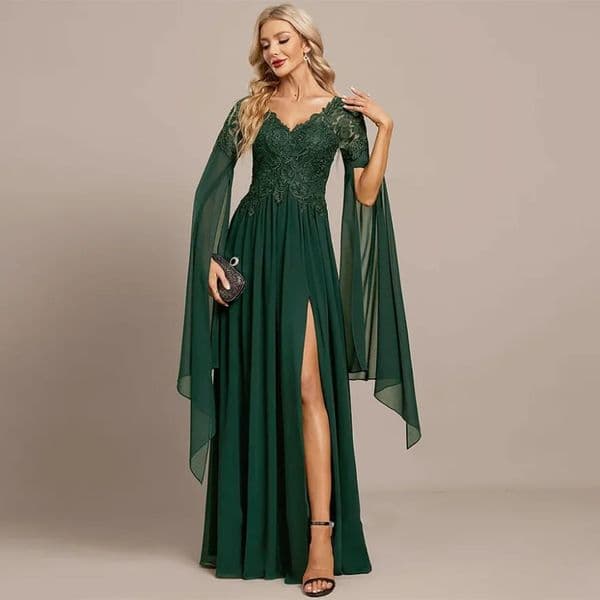 Vintage Chiffon Mother of The Bride Dress Long Sleeves V Neck Illusion Back Applique A Line High Split Wedding Party Dresses Guest Gown W0316