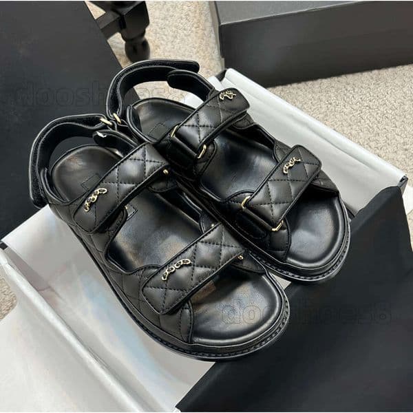 Sandals Women luxury Summer Beach Shoes designer Slippers Leather High Quality Slides black white Beige Holiday sandals Size 35-42