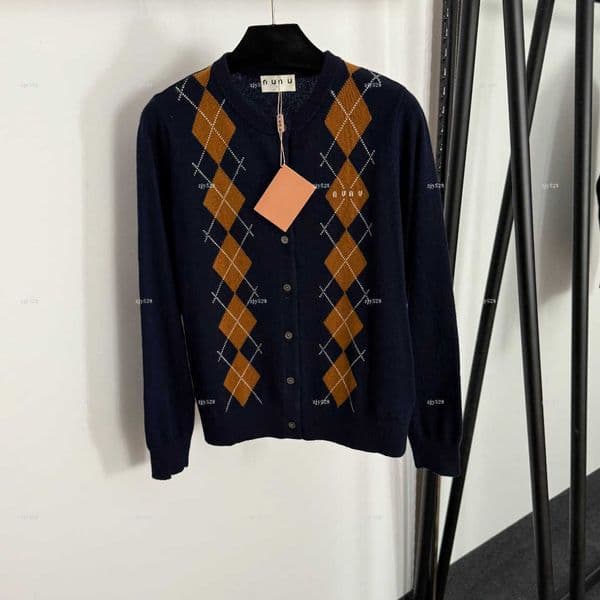 New round neck women coat spring lady cardigan women designer clothes knitted cardigan A690X14N054