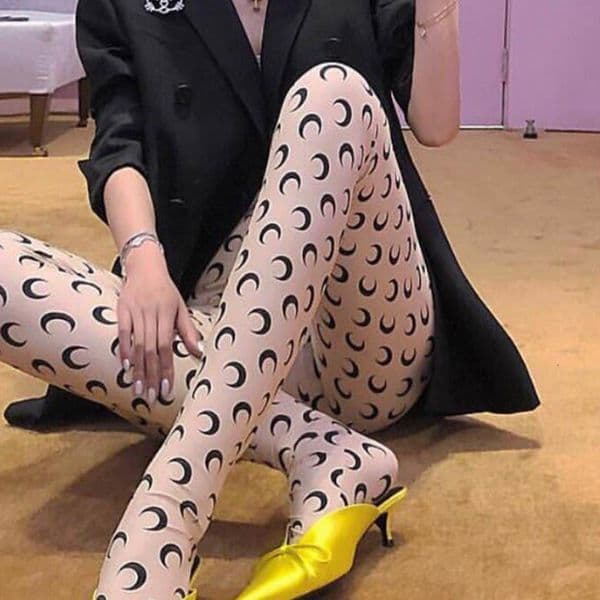 Fashionable moon print leggings, suitable for wearing under skirts or as outerwear, stretchy tight pants, trendy brand, unique style pants