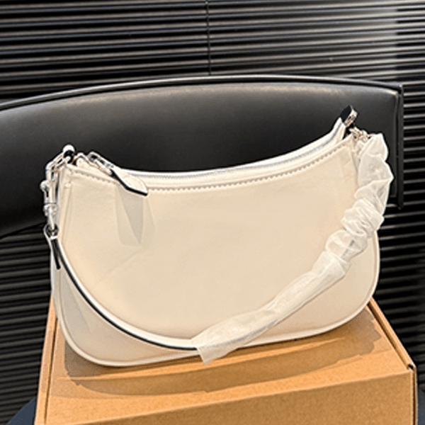 Retro underarm bag fashionable commuter bag classic women's shoulder bag high-end handbag practical crossbody bag luxury designer bag high-quality leather bag
