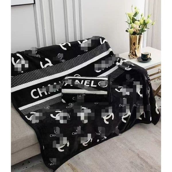 2026 New Soft Flannel Throw Blanket Versatile Home Car Companion With Stylish Design Free Shipping
