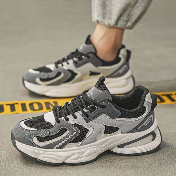 Men's Fashion Sports Casual Breathable Four Seasons Soft Soled Comfortable Outdoor Running Shoes Student Lace Up Sneakers 26Y0317