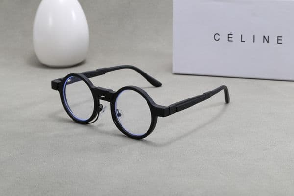 German niche round retro handmade eyeglass frames men women with large faces, spring-loaded legs, natural look, personalized, suitable for myopia and blue light