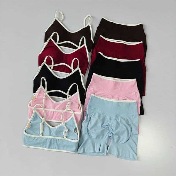 2PCS Yoga Suit Seamless with Chest Pad Tight Sports Bras and High Waist Shorts Outside Wear Running Exercise Fitness Yoga Set H260314