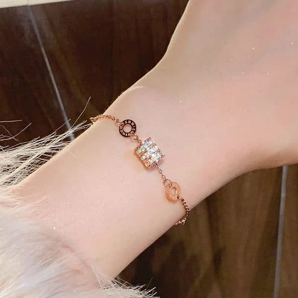 Roman Numeral Small Waist Titanium Steel Bracelet For Women, Gold And Rose Color, Non-Fading, Personalized Jewelry
