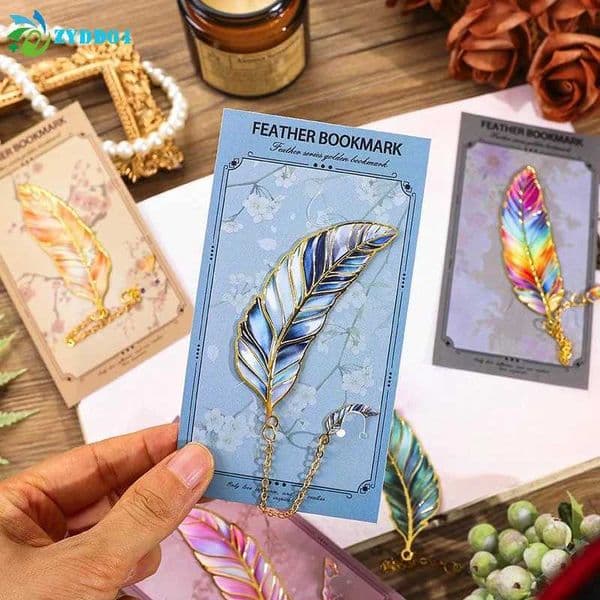 1Pcs Vintage Feathe Stamped Metal Bookmark With Metal Chain Pendant /Exquisite Book Page Divider /Office Stationery S26317