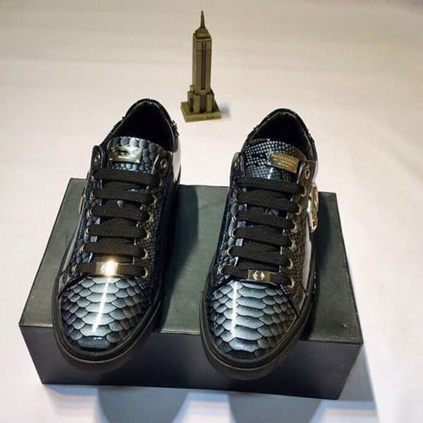 2026 New outdoor casual shoes leather lacing spikes Low top sneakers metal outdoor design yjtr0001