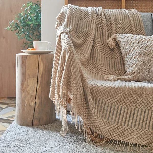 Nordic Simple Solid Sofa Blanket Office Nap Comfortable Bedspread Soft Homestay Decoration Blanket Thick Winter Knitted Shawl 260318