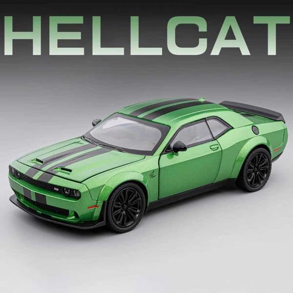 122 Challenger SRT Hellcat Demon Eyes Model Car Toy Alloy Diecast Pull Back Supercar Light Sound Vehicle Models Gifts for Kids L251210XYE3 L260319 C260323