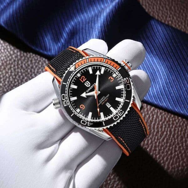 QINGXIYA Brand Sports Silicone Strap Quartz Watch for Men Waterproof Luminous Calendar Fashion Mens Watches Relogio Masculino