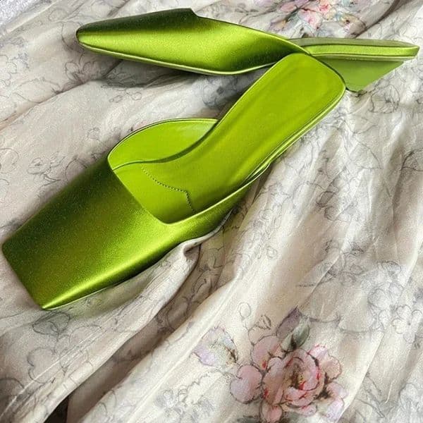 y Satin Sandals Women Summer Sexy Square Head Strange Low Heel Slide Sandals Chunky Heel Elegant n Mule Slippers Women 260318