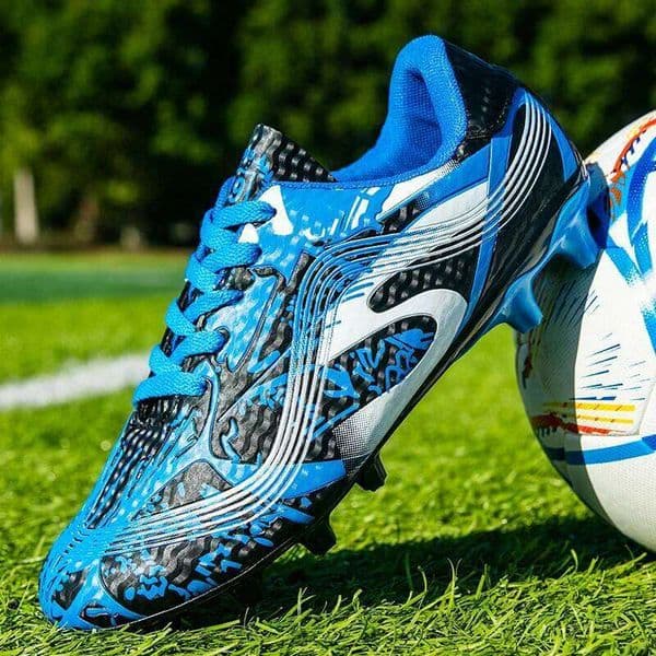 Football Boots Boys Professional Soccer Kids Athletics Training Shoes Sports Shoe Girls Outdoor Spikes Chuteira De Campo 26Y0319