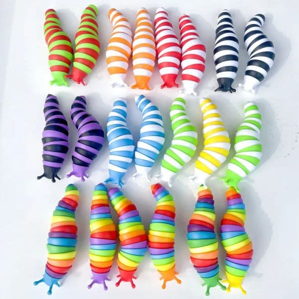 Fidget Toys Slug Articulated Flexible 3D Slugs Favor Fidget Toy All Ages Relief Antianxiety Sensory For Children Aldult