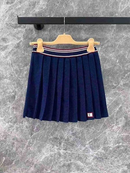 Women's Vests designer Early spring new college collared knitted short-sleeve top vest pleated short skirt H9IU