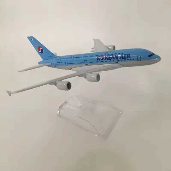 16cm Korean Air Airbus A380 Airplane Model Airplane Diecast Metal 1/400 Scale Planes Airplane Kids Toys L2512111AQ0