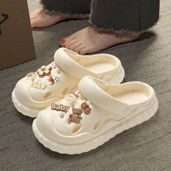free shipping designer Slippers new 2025 summer breathable and comfortable Outdoor Recreation sandal for woman black