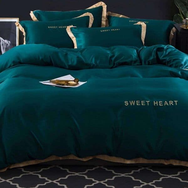4 Piece Satin Deluxe Silk Bedding Set, Stain Resistant Deep Pocket Flat Sheets, Pillowcases 26Y0320