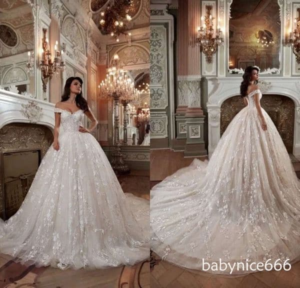 Designer Off the Shoulder Dresses Luxury Ball Gown Appliqued Lace Wedding Dress Chapel Train Bridal Gowns J07