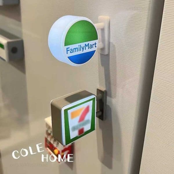 Creative Mini Refrigerator Sticker Convenience Store Magnetic Light Signs Display Board with Luminous Light Box Model Ornament S26319