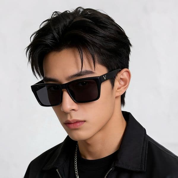 Designer Sunglasses for Women Men Fashion Style Good Case Clasic Square Frame Sunglasses UV Protection Outdoor Beach Sunglasses Travel Essential