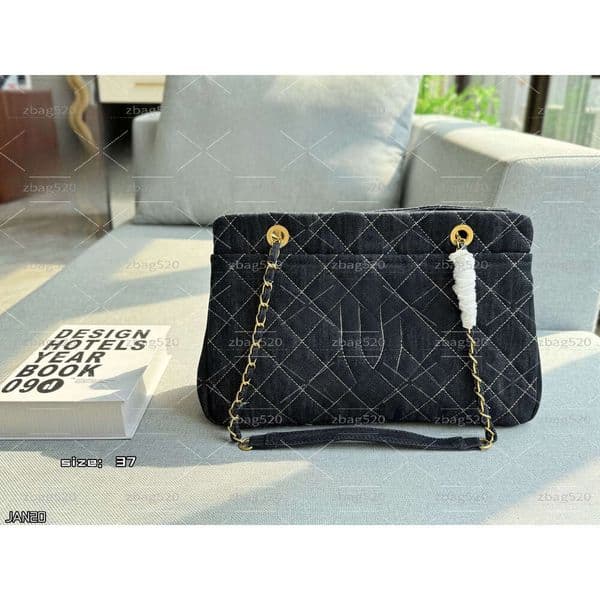 Designer Luxury cc bag designer bag Flap chan Bag Vintage CC Handbag Dark Blue Denim Silver Chain Hardware Shoulder Straps Designer Women Luxury saddle tote wallet