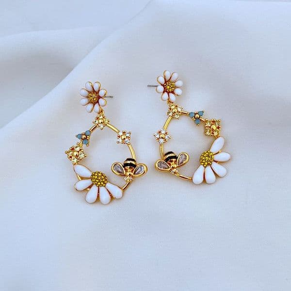 Designer Real 18K Gold Plated Stud Daisy Bee Flower Earrings Stamp KS Gift New York With Free Dust Bag EH2473